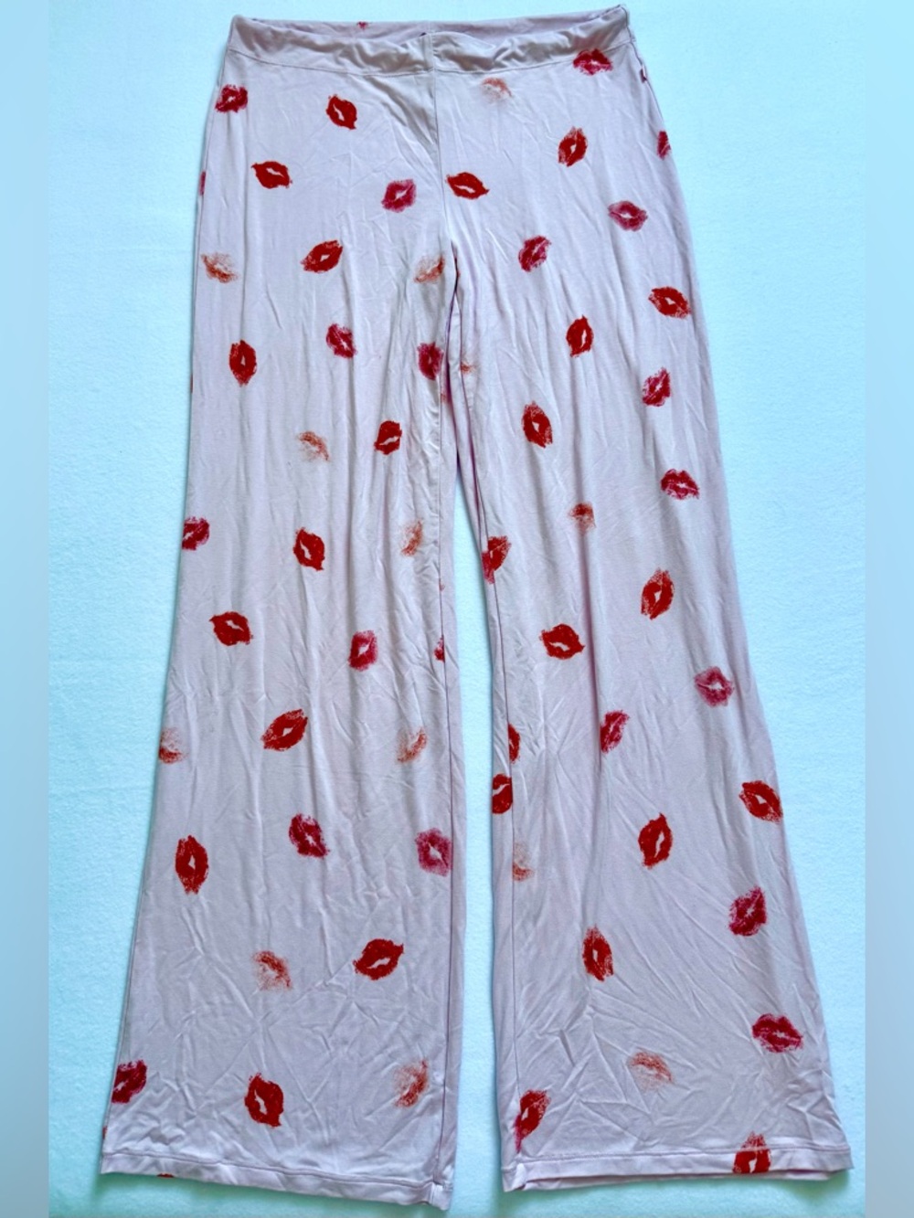 SKIMS Cherry Blossom Pajama Pants Lipstick Kiss Print Small